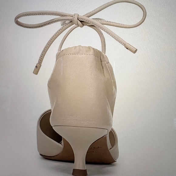 New in Box Vince Women's Sarai Ankle Tie Pumps - Picture 5 of 6